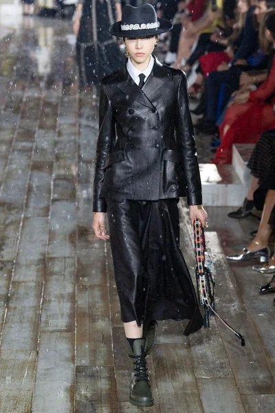 Look 20